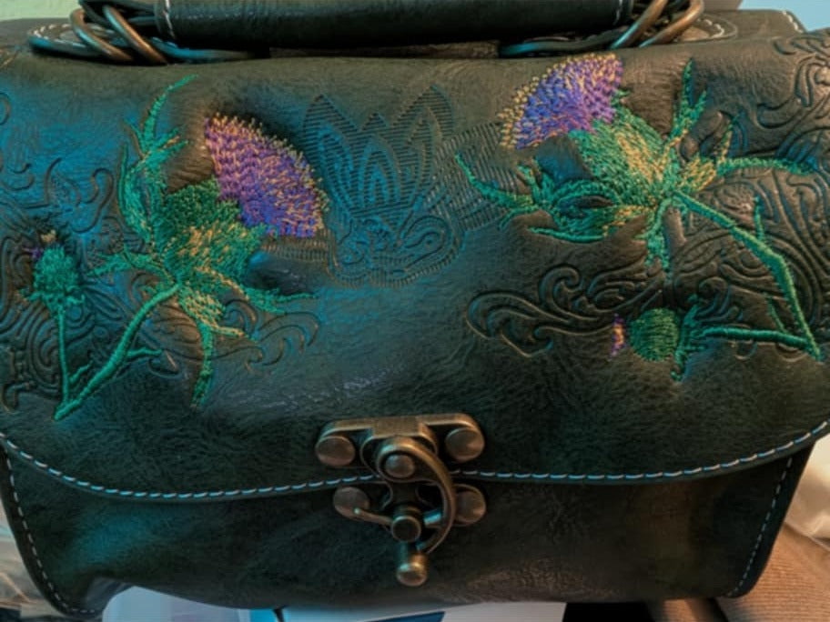 Leather bag with Thistles