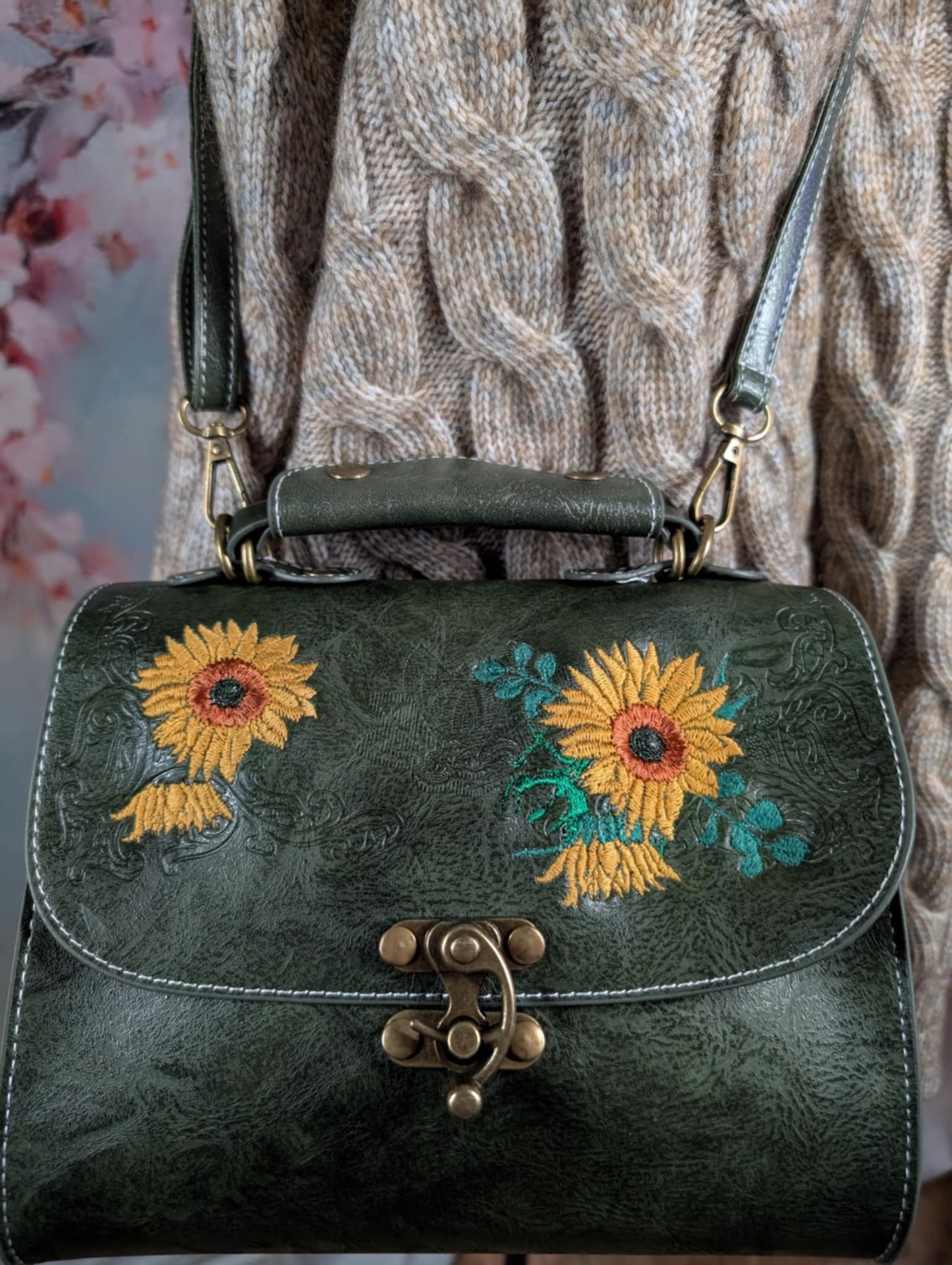 Leather bag with Sunflowers