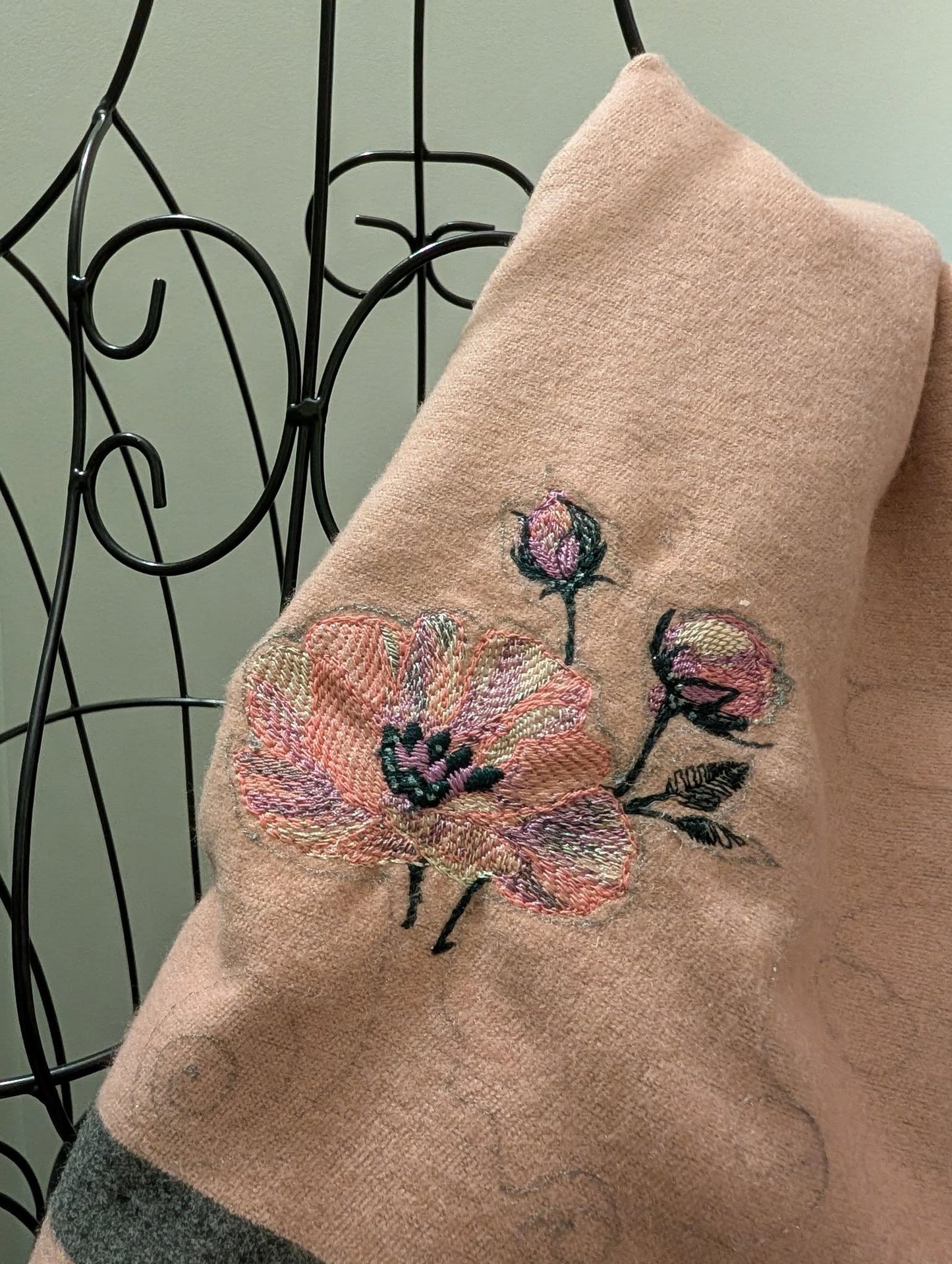 "Scarlet Serenity"luxury cashmere scarf