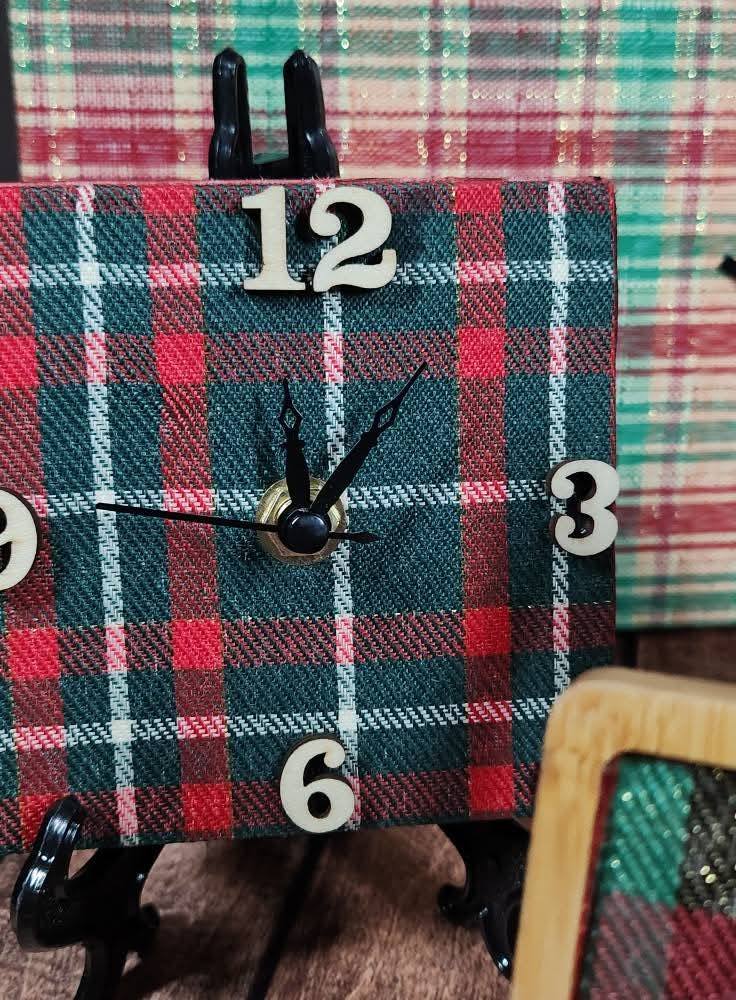 Small Tartan Clock