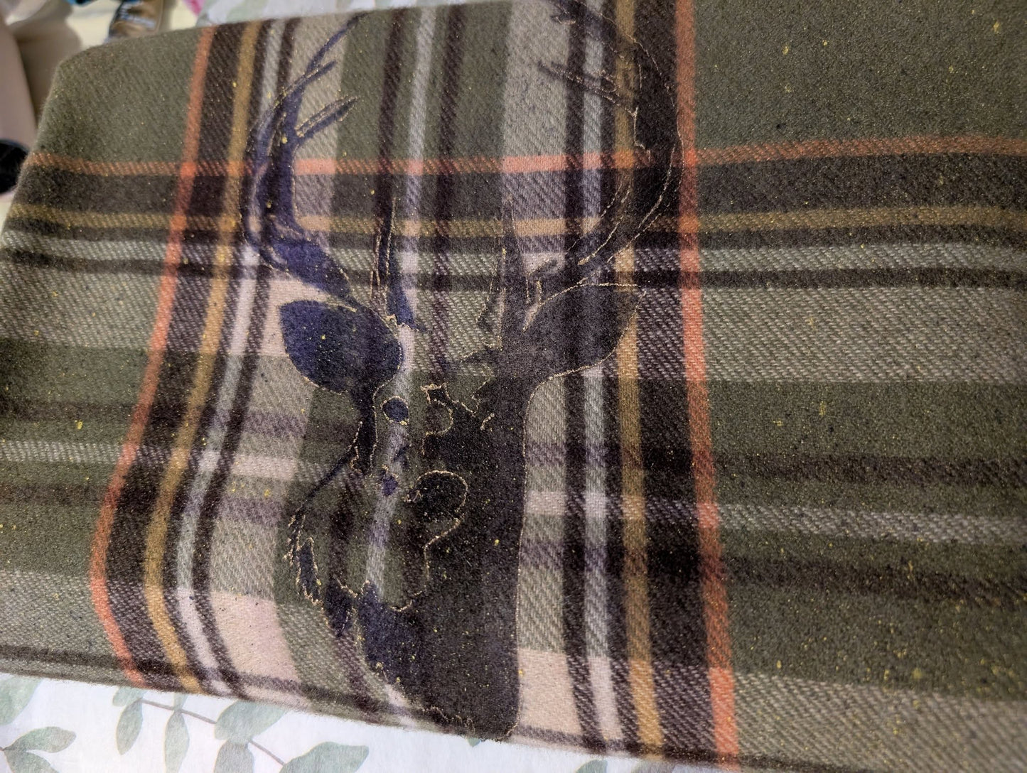 Tartan cashmere scarf "Celtic Stag"