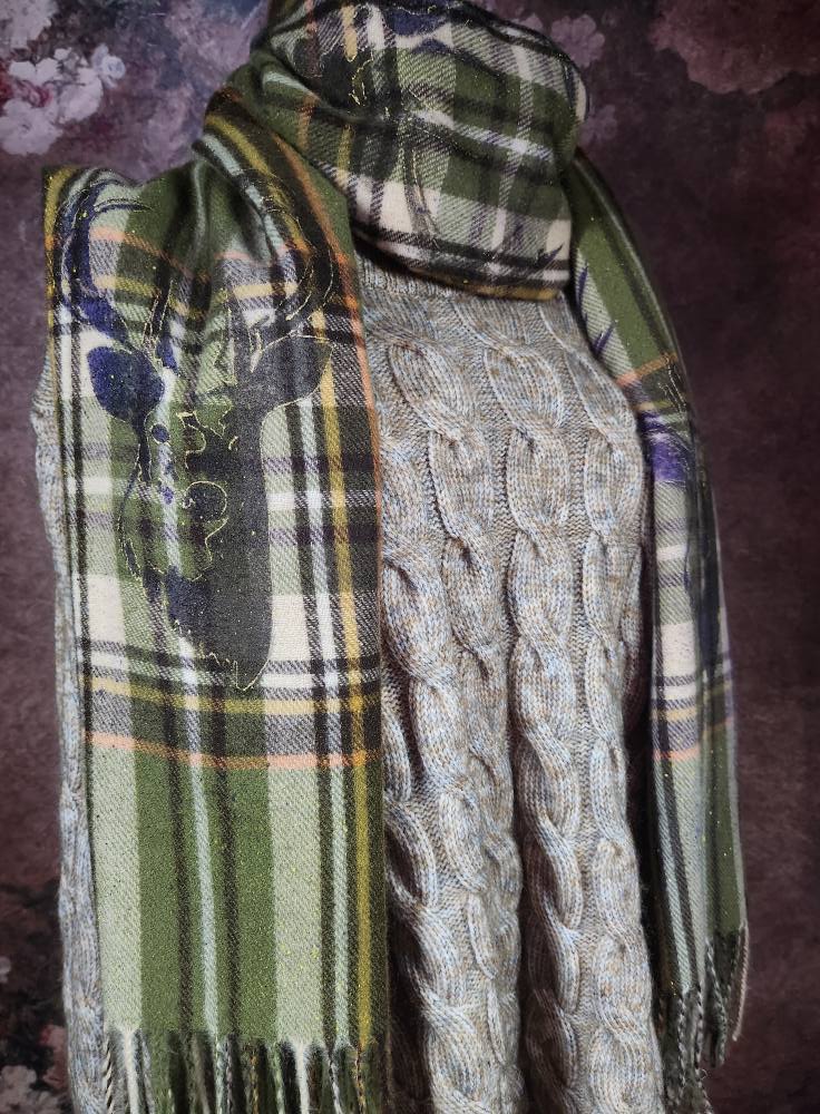 Tartan cashmere scarf "Celtic Stag"