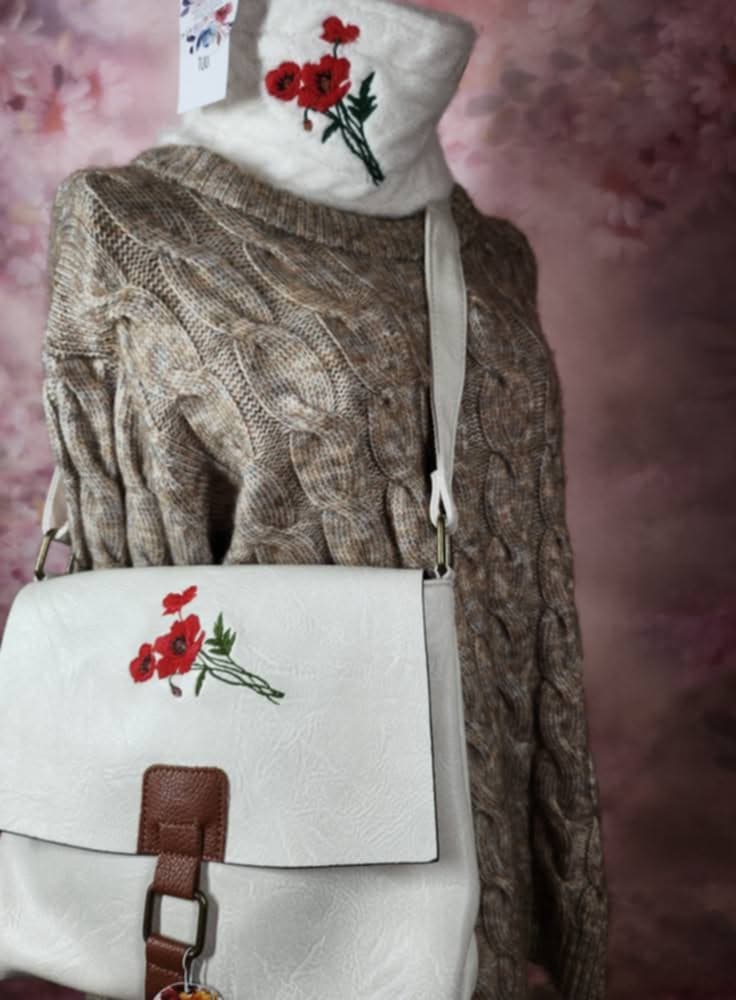 Leather bag with Poppies