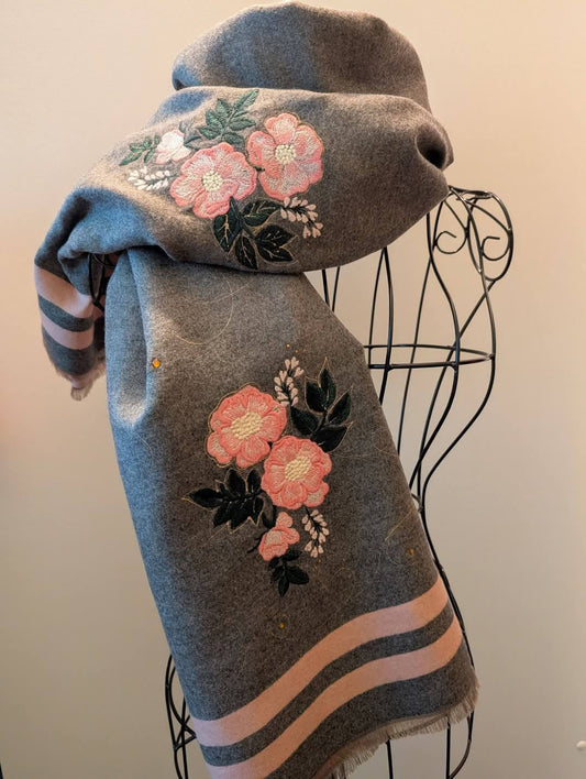 "Scarlet Bloom"luxury cashmere scarf